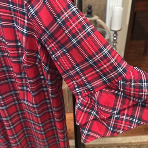 Draper James red tartan shift dress. Perfect for the holidays. - Picture 2 of 5
